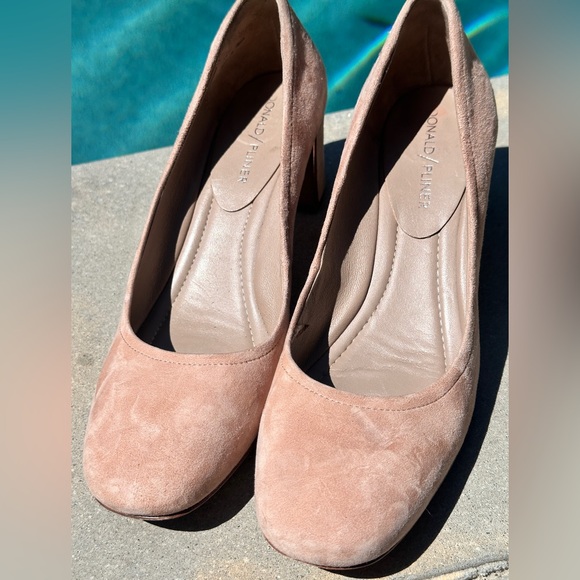 Donald J. Pliner Pink Suede Heels - Picture 4 of 5